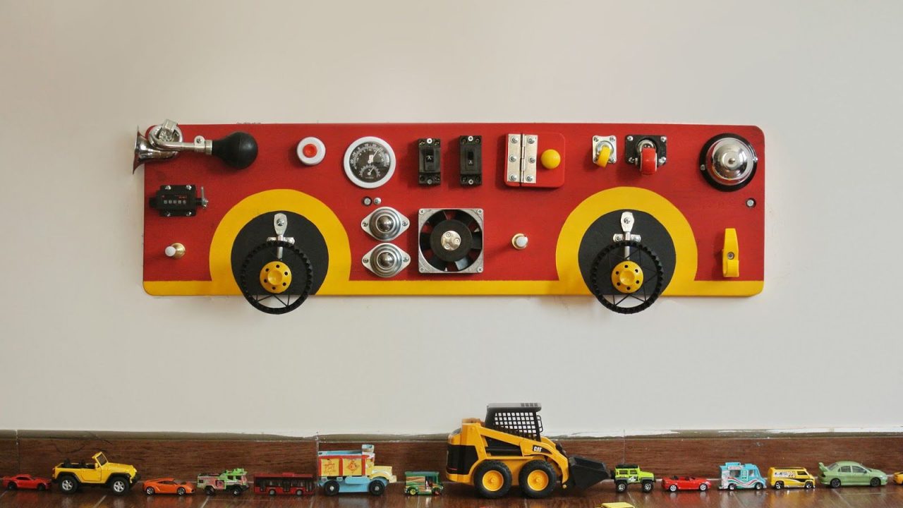 ビジーボード "幼児学習ボード 幼児ビジーボード 赤ちゃんの細かい運動能力を練習するための多機能教育玩具、それにより、赤ちゃんはより良い手と目の調整を行うことができます " 바쁜 보드 忙板