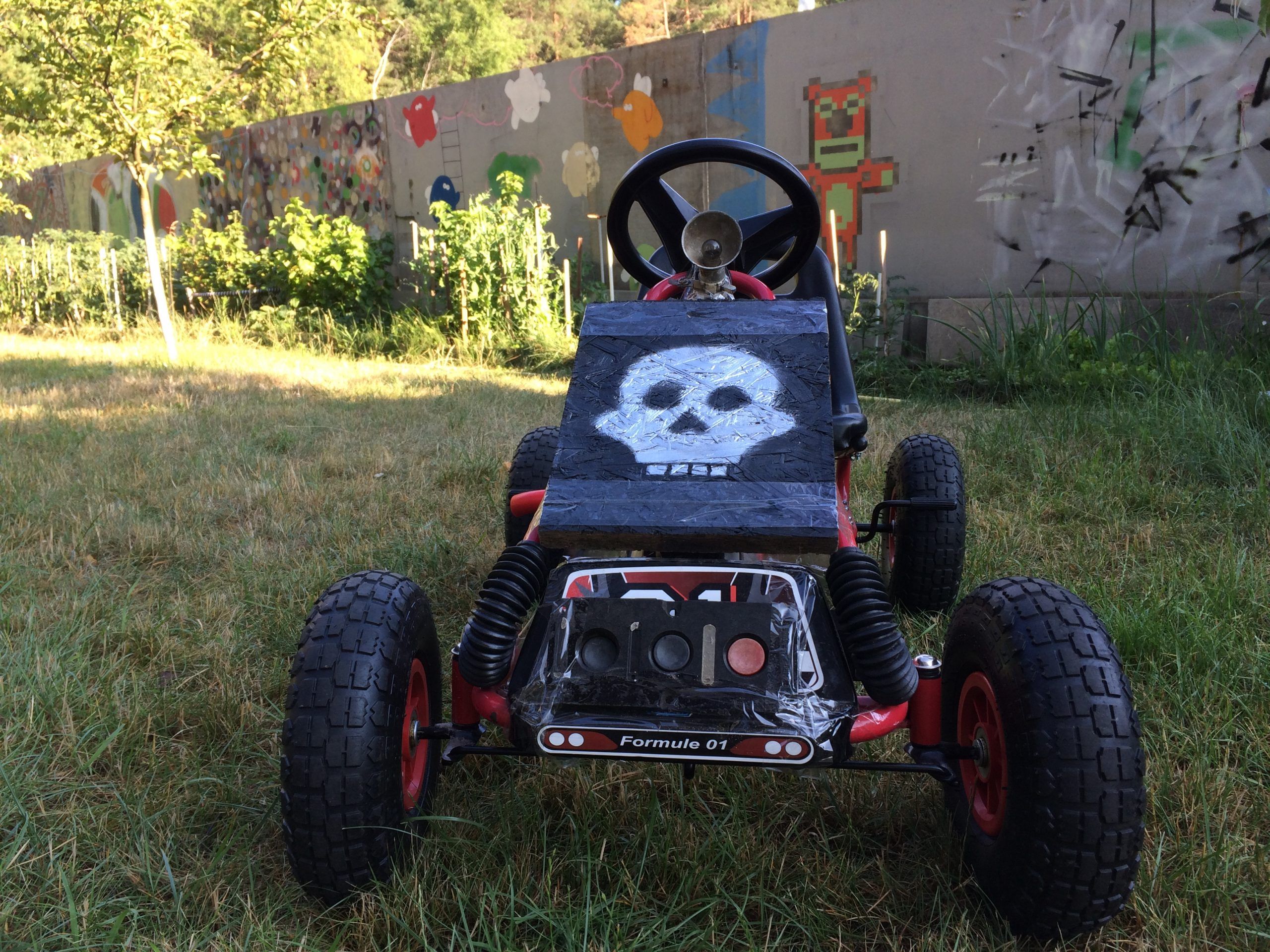skull stencil pedal car cuctom toys DIY